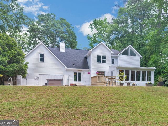 8601 N Shore Drive, Jonesboro, GA 30236