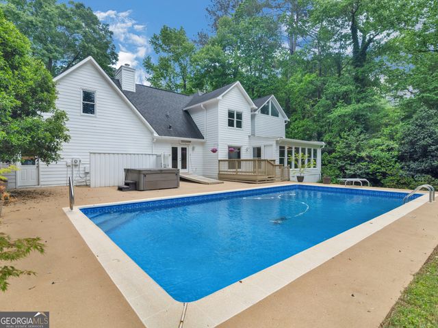 8601 N Shore Drive, Jonesboro, GA 30236