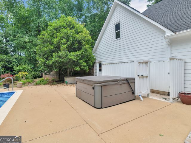 8601 N Shore Drive, Jonesboro, GA 30236