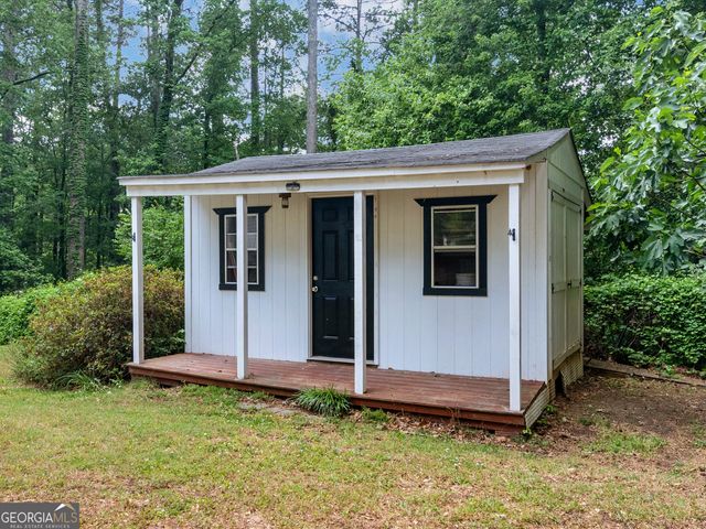 8601 N Shore Drive, Jonesboro, GA 30236