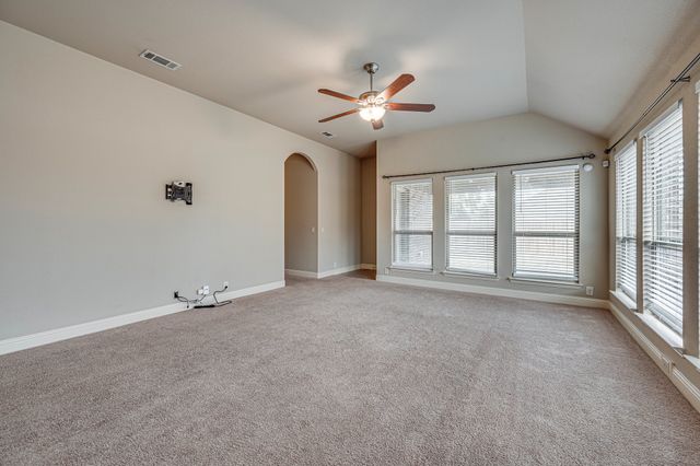 6625 Thistle Wood Drive, Midlothian, TX 76065