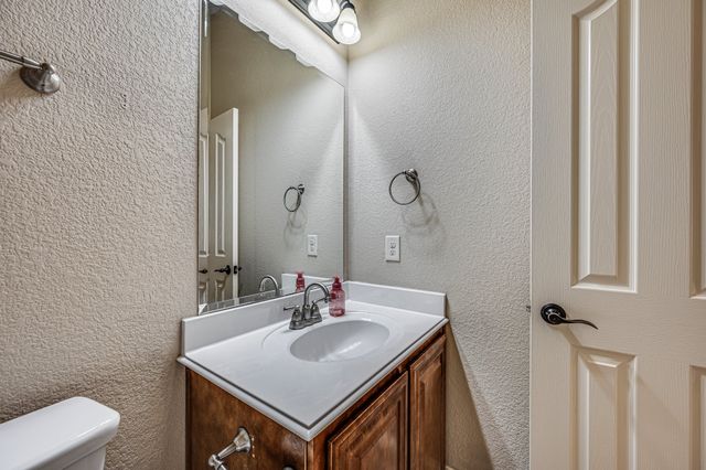 6625 Thistle Wood Drive, Midlothian, TX 76065