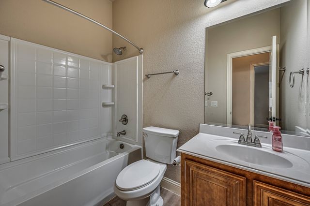 6625 Thistle Wood Drive, Midlothian, TX 76065