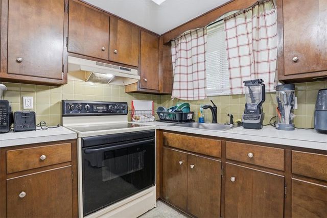 2116 South 1st Avenue, Whitehall Twp, PA 18052