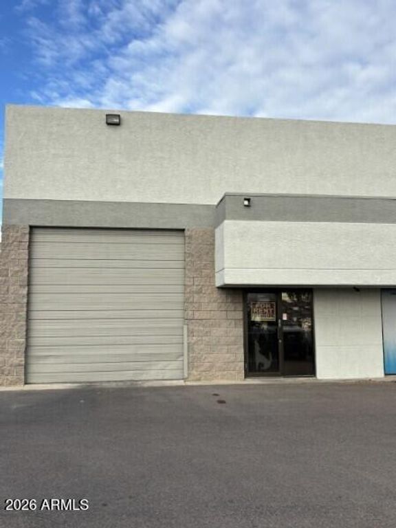 2502 W MORNINGSIDE Drive, Phoenix, AZ 85023 — exterior