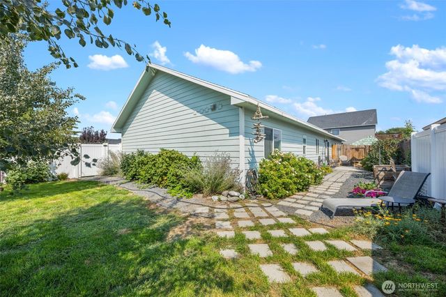 3429 W Glenmoor Drive, Moses Lake, WA 98837