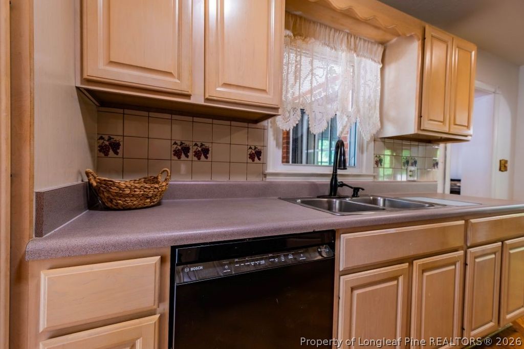 1115 Faison Avenue, Fayetteville, NC 28304 — photo 5
