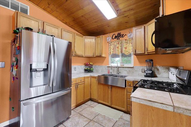 2005 S George Washington Blvd, Yuba City, CA 95993