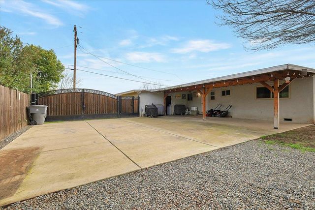 2005 S George Washington Blvd, Yuba City, CA 95993