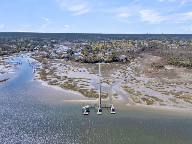 2296 Beckenham Drive, Mount Pleasant, SC 29466