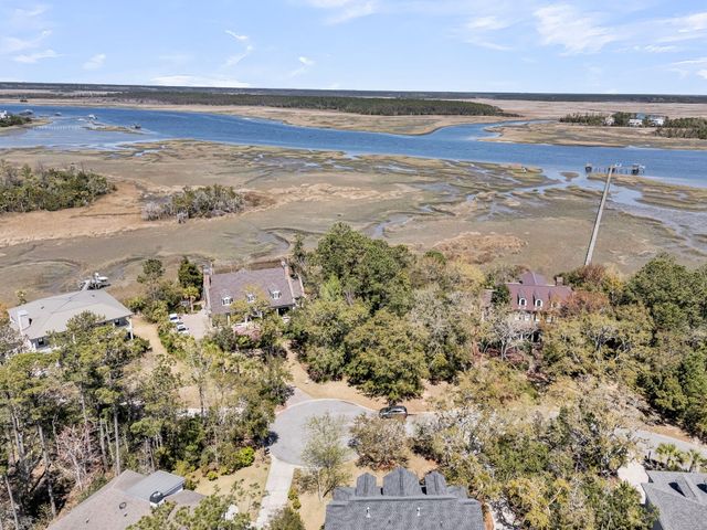 2296 Beckenham Drive, Mount Pleasant, SC 29466