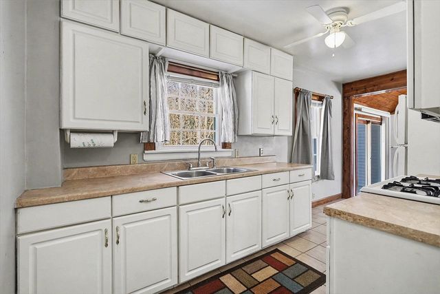 56 Brown Drive, Battle Creek, MI 49037