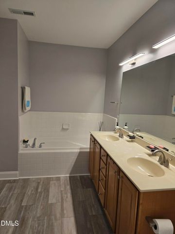 324 Providence Glen Drive 324, Chapel Hill, NC 27514