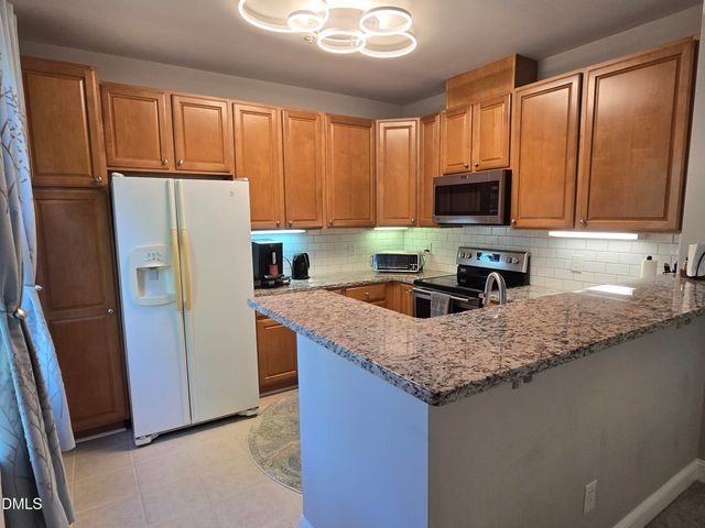324 Providence Glen Drive 324, Chapel Hill, NC 27514