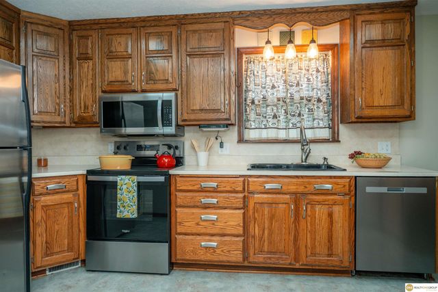 2945 R Street, Lincoln, NE 68503