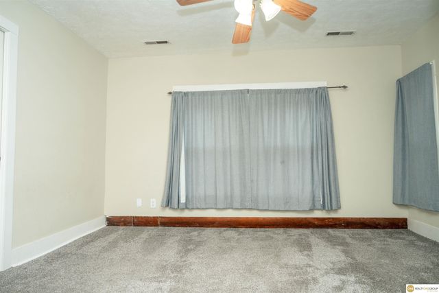 2945 R Street, Lincoln, NE 68503