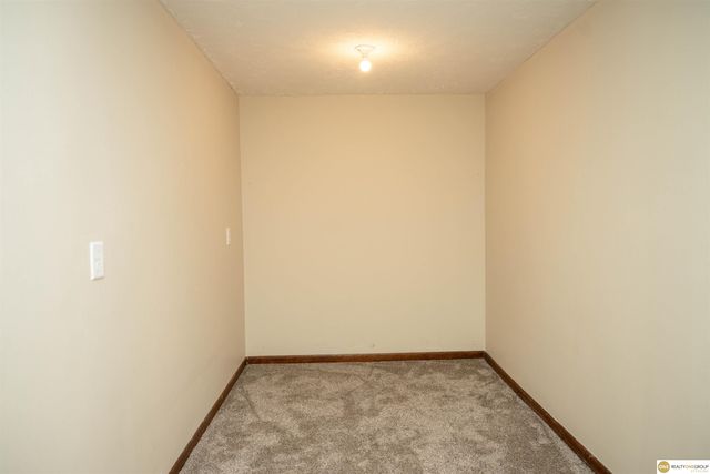 2945 R Street, Lincoln, NE 68503