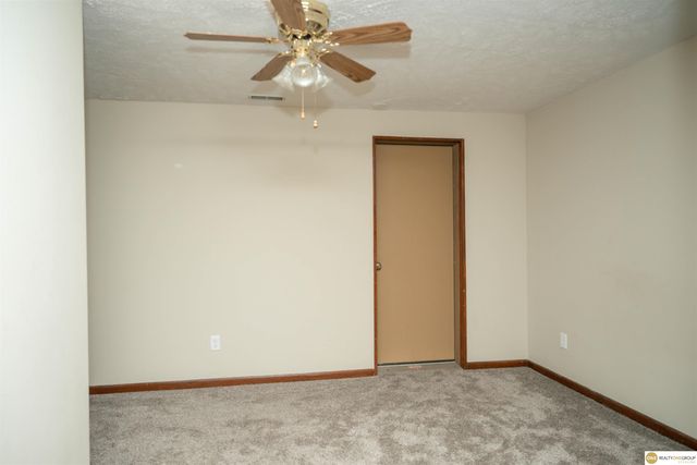 2945 R Street, Lincoln, NE 68503