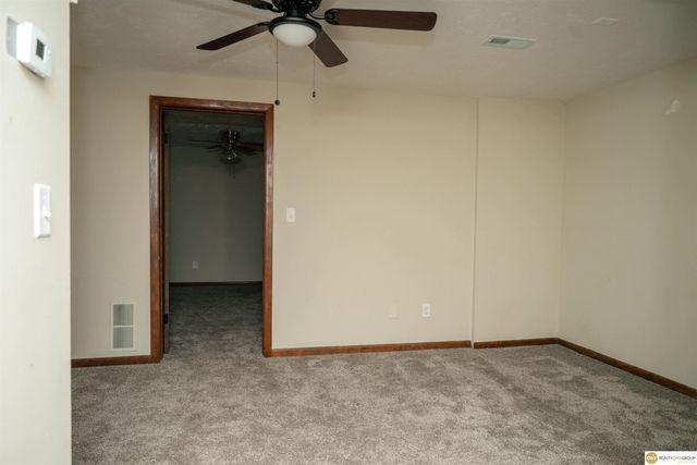 2945 R Street, Lincoln, NE 68503