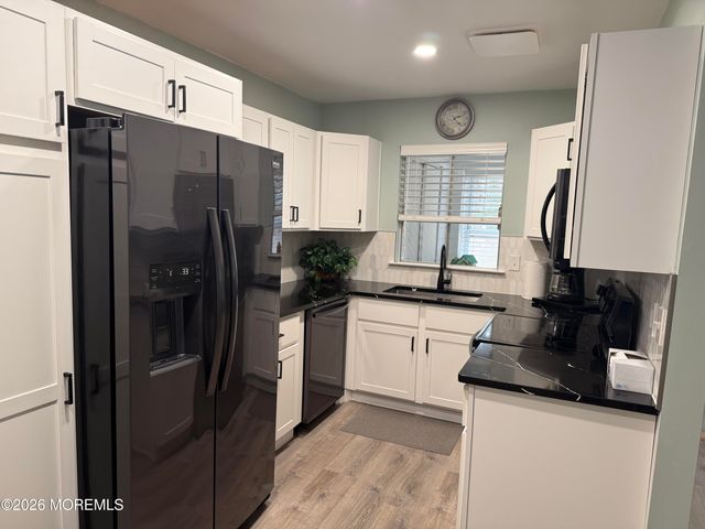 6 Columbus Boulevard C, Whiting, NJ 08759