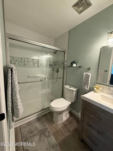 6 Columbus Boulevard C, Whiting, NJ 08759