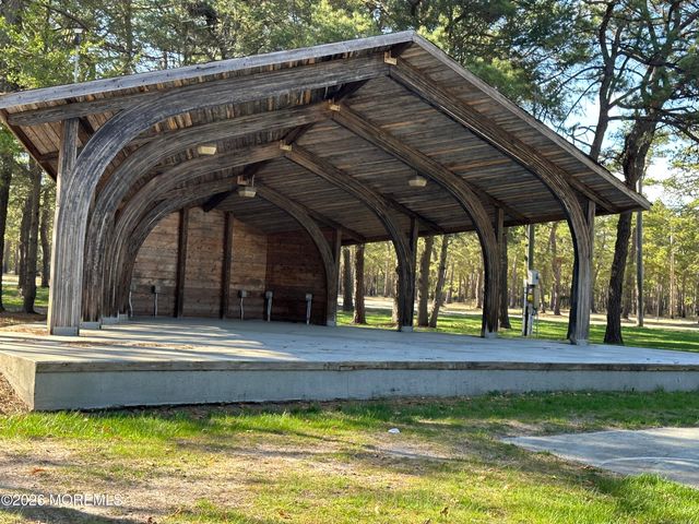 6 Columbus Boulevard C, Whiting, NJ 08759