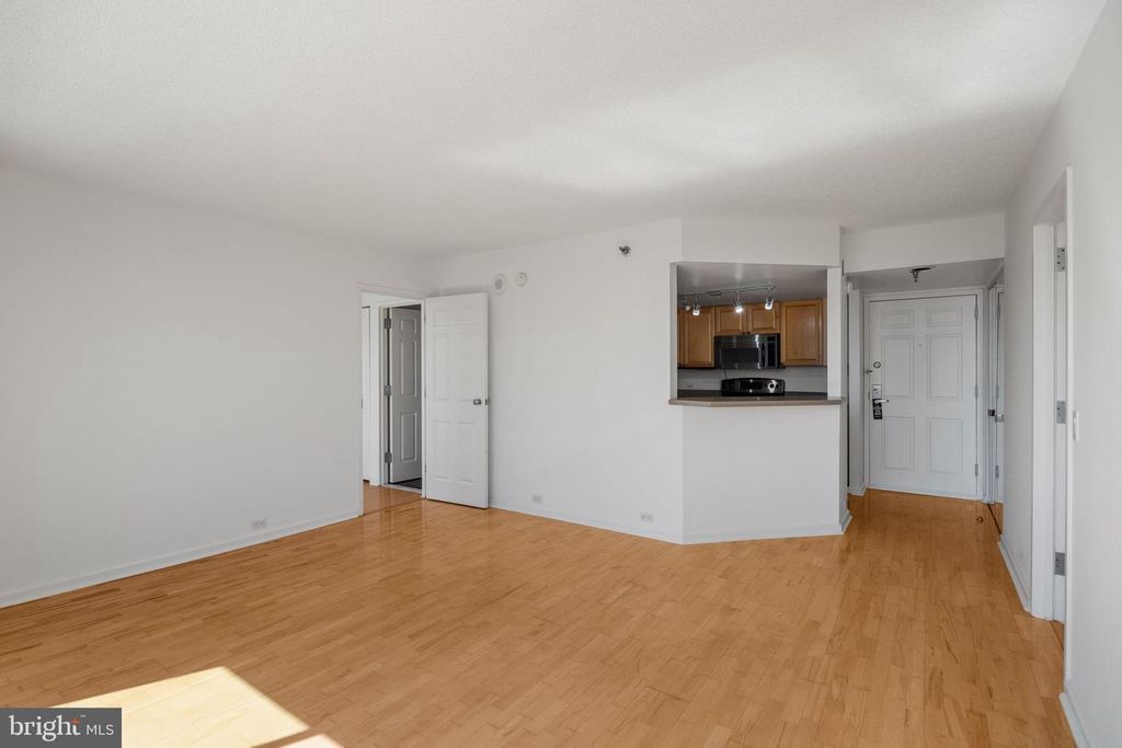 2001 HAMILTON ST #2004, PHILADELPHIA, PA 19130 — photo 3