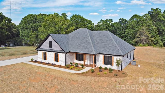 935 Lake Wright Road, China Grove, NC 28023