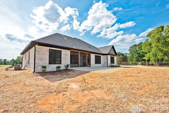935 Lake Wright Road, China Grove, NC 28023