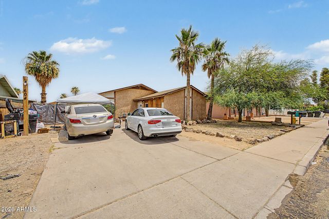 604 W EMELITA Avenue, Mesa, AZ 85210