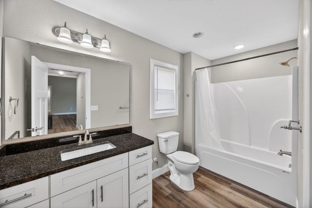 453 Hinch Mountain View Rd, Crossville, TN 38555