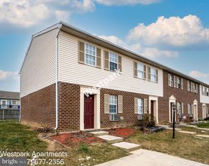 65 North St Apt 44, Mcsherrystown, PA 17344