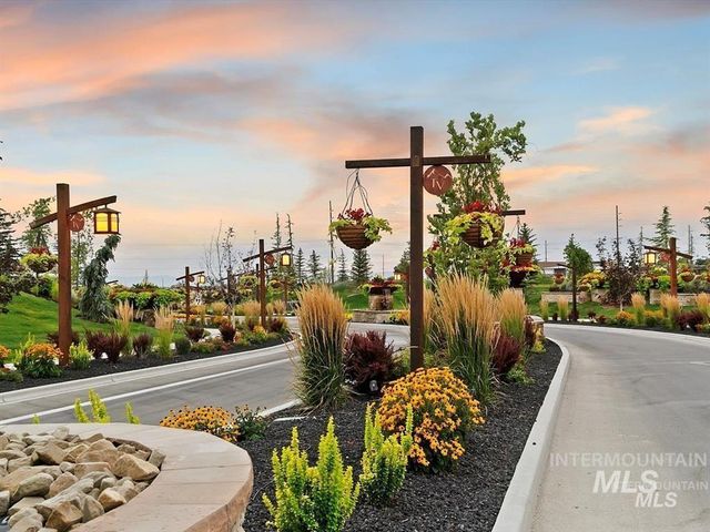 3669 N Bellrock Avenue, Eagle, ID 83616