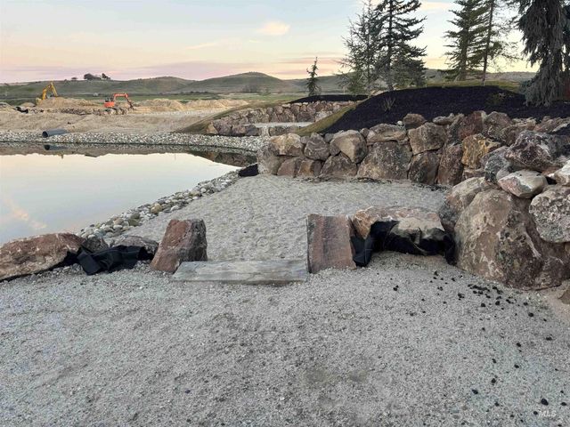 3669 N Bellrock Avenue, Eagle, ID 83616