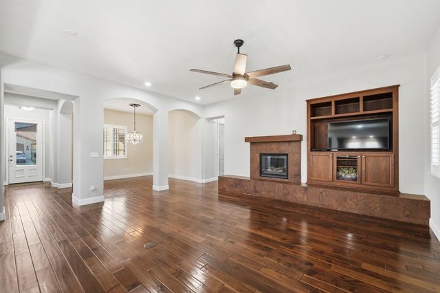 2558 Edgebrook Ln, Manteca, CA 95336