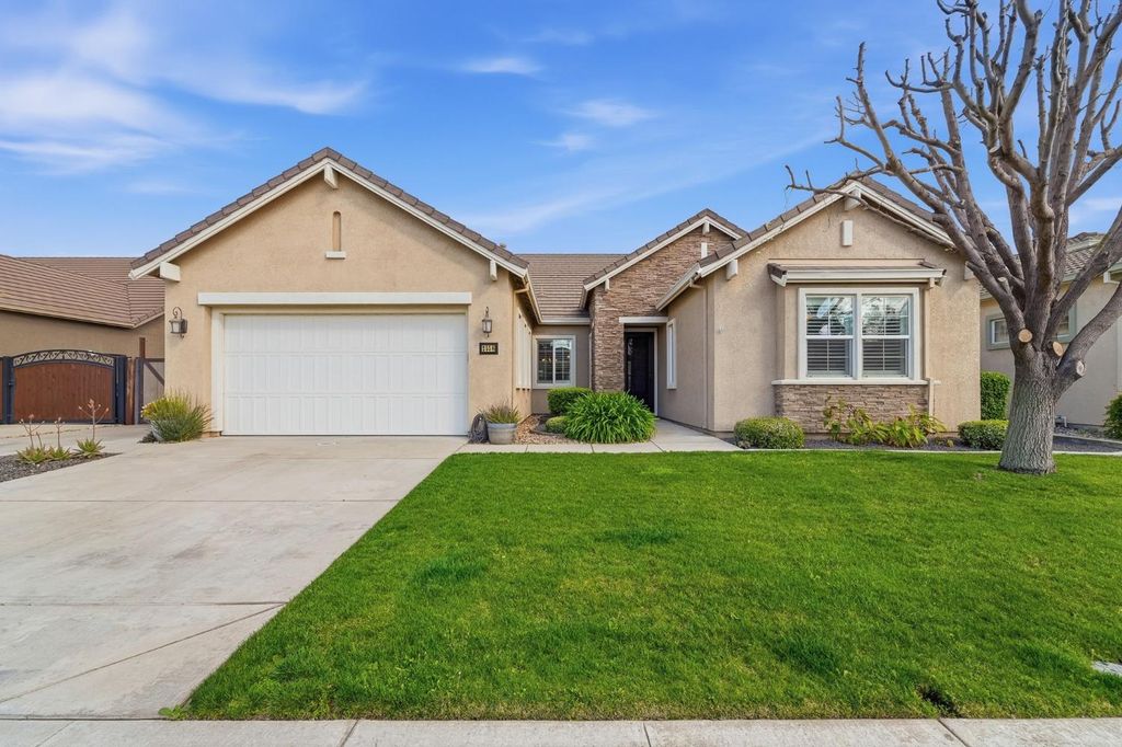 2558 Edgebrook Ln, Manteca, CA 95336