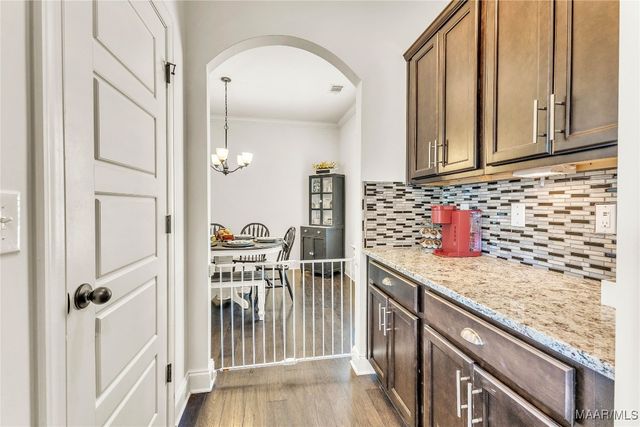 18 Abercorn Drive, Deatsville, AL 36022