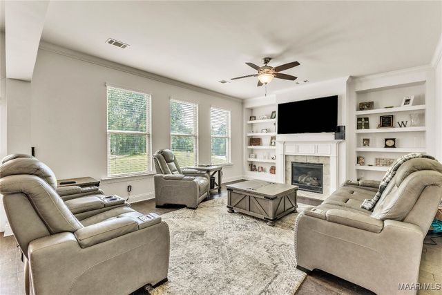 18 Abercorn Drive, Deatsville, AL 36022