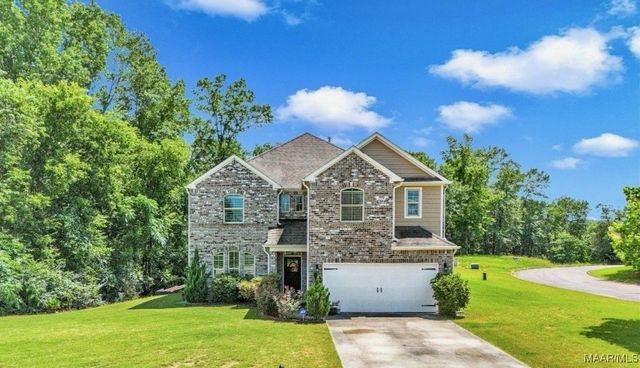 18 Abercorn Drive, Deatsville, AL 36022