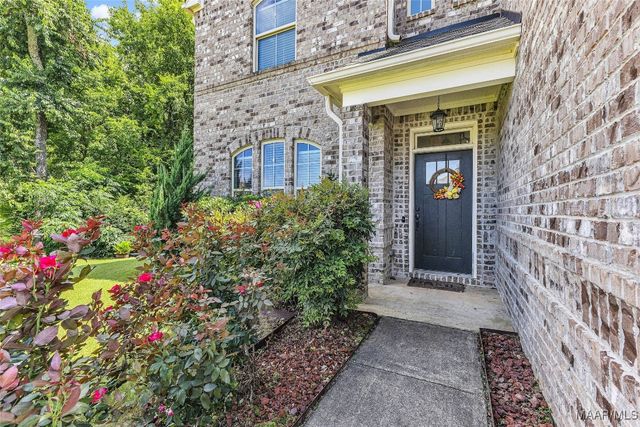 18 Abercorn Drive, Deatsville, AL 36022