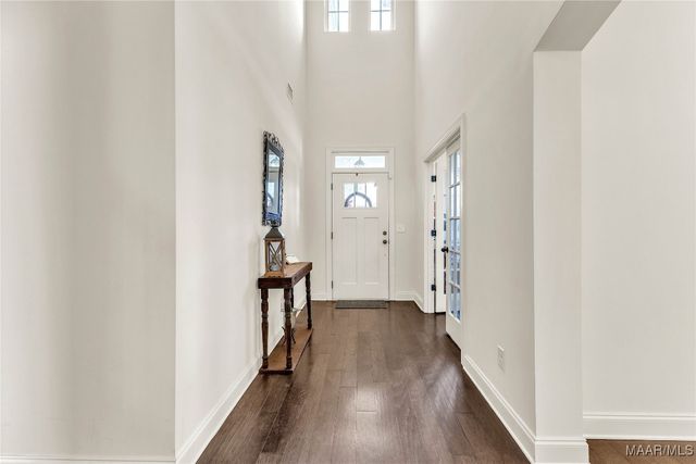 18 Abercorn Drive, Deatsville, AL 36022