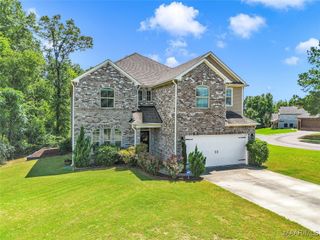 18 Abercorn Drive, Deatsville, AL 36022