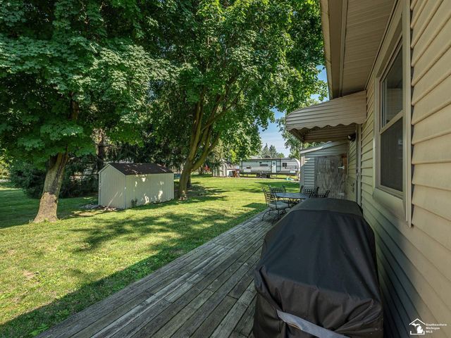 220 Raisin Street, Deerfield, MI 49238