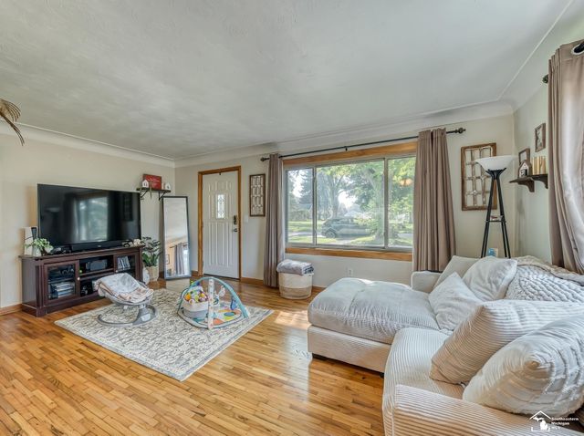 220 Raisin Street, Deerfield, MI 49238