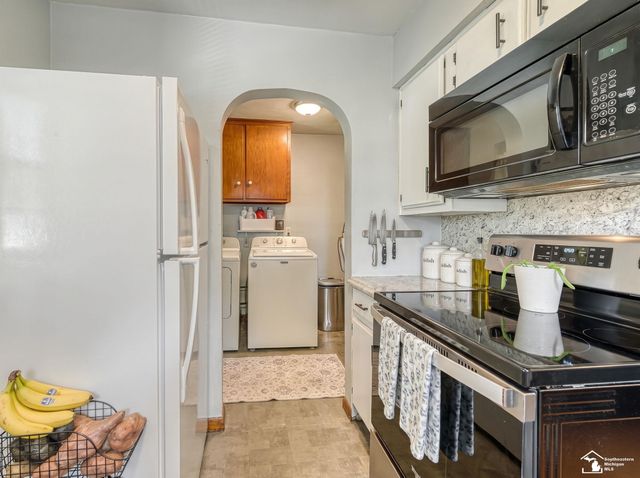 220 Raisin Street, Deerfield, MI 49238