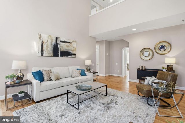 300 DEEP TRAIL LN, Rockville, MD 20850