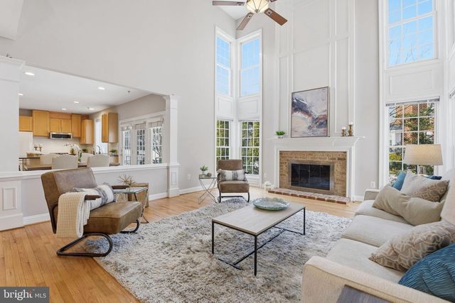 300 DEEP TRAIL LN, Rockville, MD 20850