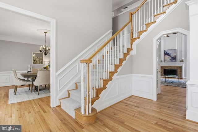 300 DEEP TRAIL LN, Rockville, MD 20850