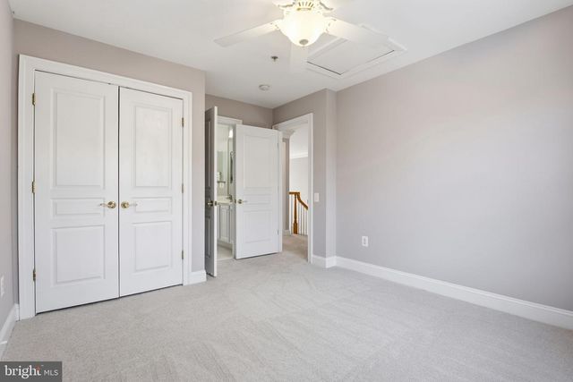 300 DEEP TRAIL LN, Rockville, MD 20850