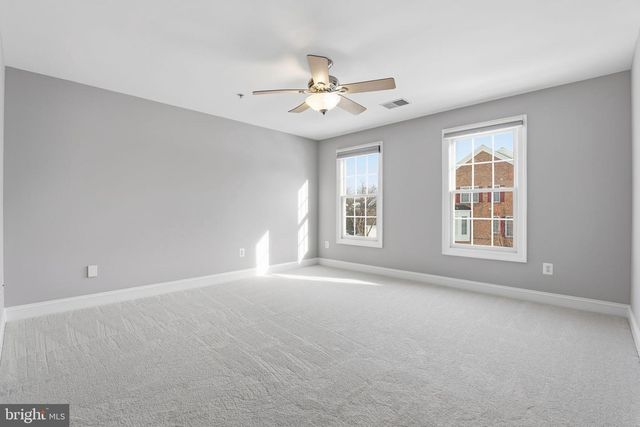 300 DEEP TRAIL LN, Rockville, MD 20850